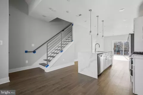 1105 Queen St NE #4, Washington, DC 20002 photo 17