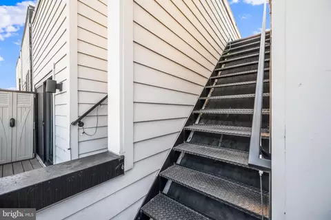 1105 Queen St NE #4, Washington, DC 20002 photo 32