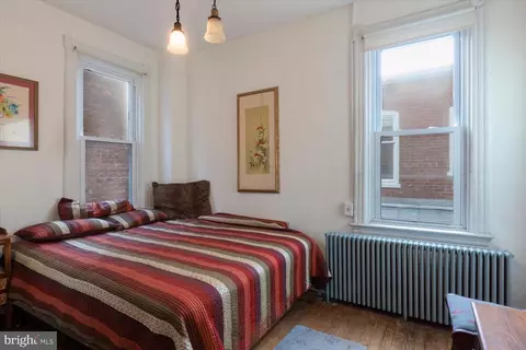 105 8th St SE, Washington, DC 20003 photo 41