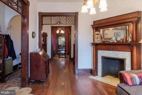 105 8th St SE, Washington, DC 20003 photo 15