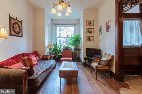 105 8th St SE, Washington, DC 20003 photo 12