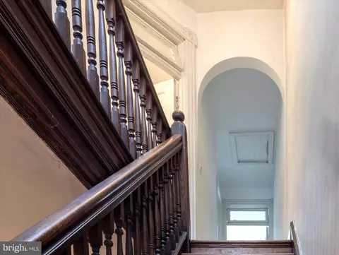 105 8th St SE, Washington, DC 20003 photo 30