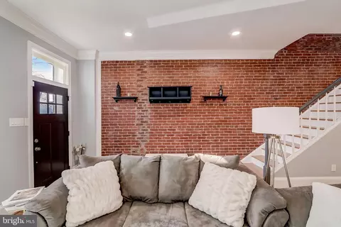 806 I St NE, Washington, DC 20002 photo 6