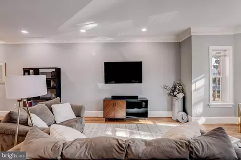 806 I St NE, Washington, DC 20002 photo 8