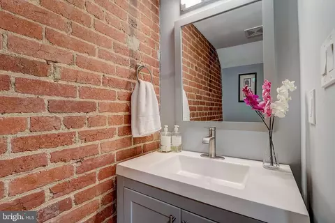 806 I St NE, Washington, DC 20002 photo 24