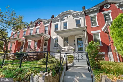1204 5th St NE, Washington, DC 20002 photo 2