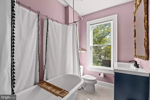 1204 5th St NE, Washington, DC 20002 photo 27