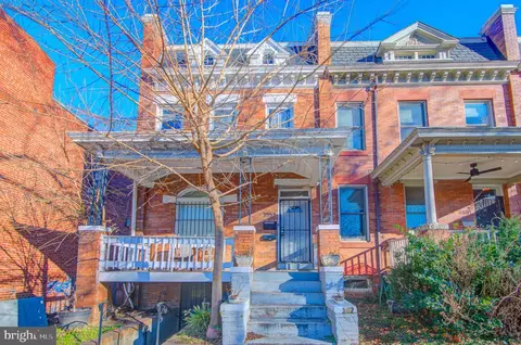 3553 Holmead Pl NW, Washington, DC 20010