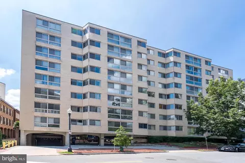 922 24th St NW #402, Washington, DC 20037
