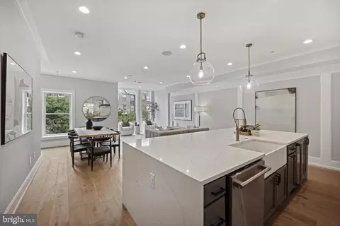 1320 Belmont St NW #201, Washington, DC 20009
