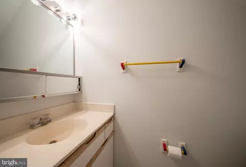 Bath - 503 Groff Ct NE, Washington, DC 20002 photo 1 of 4