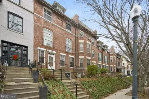 2628 Woodley Pl NW, Washington, DC 20008