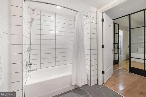 Bath - 1300 4th St SE #305, Washington, DC 20003 photo 2 of 3