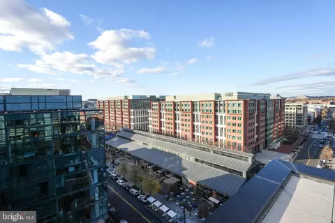View/Area - 1300 4th St SE #305, Washington, DC 20003 photo 3 of 8