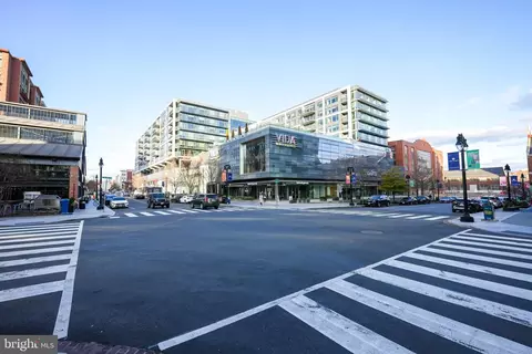 View/Area - 1300 4th St SE #305, Washington, DC 20003 photo 8 of 8