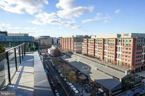 View/Area - 1300 4th St SE #305, Washington, DC 20003 photo 5 of 8