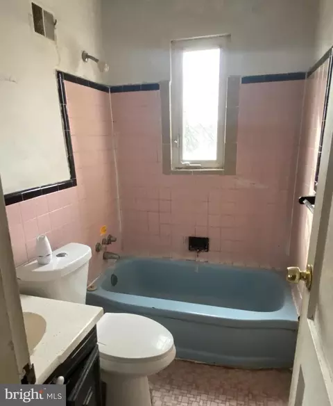 5710 Eastern Ave NE, Washington, DC 20011 photo 5