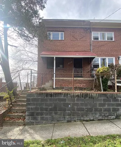 5710 Eastern Ave NE, Washington, DC 20011