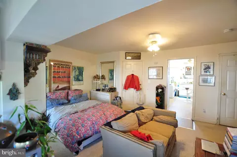 Bedroom - 1904 Calvert St NW, Washington, DC 20009 photo 5 of 6