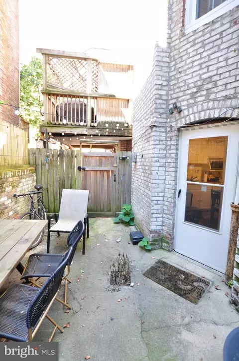 Exterior - 1904 Calvert St NW, Washington, DC 20009 photo 10 of 10