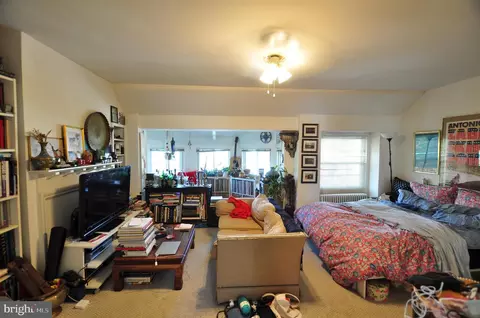 Bedroom - 1904 Calvert St NW, Washington, DC 20009 photo 3 of 6