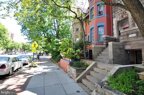 Exterior - 1904 Calvert St NW, Washington, DC 20009 photo 4 of 10