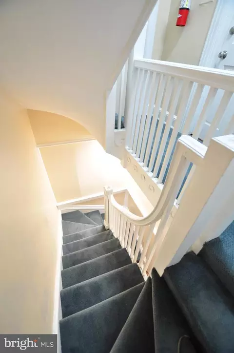 Entry Way - 1904 Calvert St NW, Washington, DC 20009 photo 12 of 13