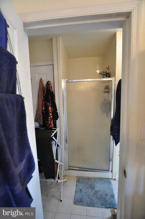 Bath - 1904 Calvert St NW, Washington, DC 20009 photo 3 of 5