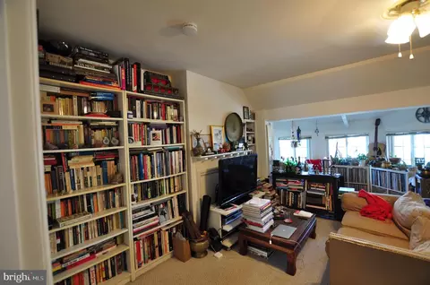 Living - 1904 Calvert St NW, Washington, DC 20009 photo 4 of 8