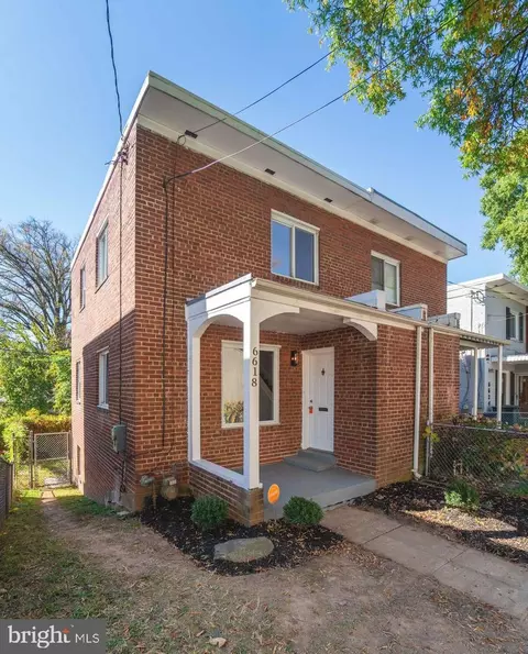 6618 Blair Rd NW, Washington, DC 20012