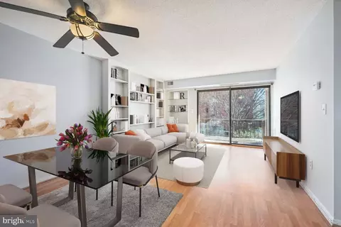 2320 Wisconsin Ave NW #311, Washington, DC 20007