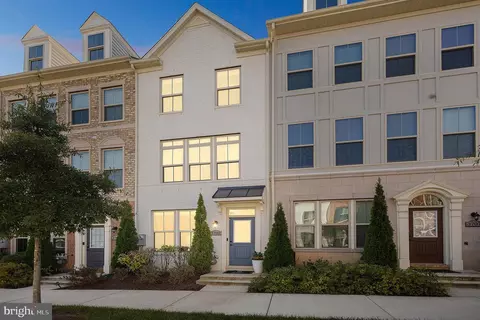3709 Jamison St NE, Washington, DC 20018 photo 2