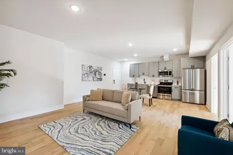 1621 T St SE #3, Washington, DC 20020