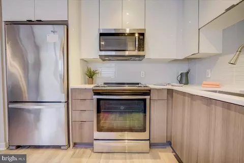 Kitchen - 911 2nd St NE #104, Washington, DC 20002 photo 6 of 7