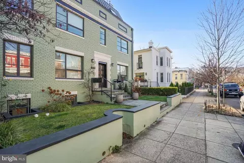 611 M St NE #4, Washington, DC 20002 photo 2
