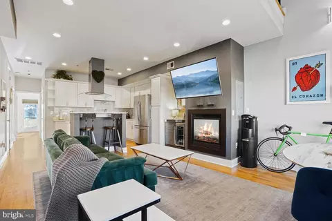 611 M St NE #4, Washington, DC 20002 photo 6
