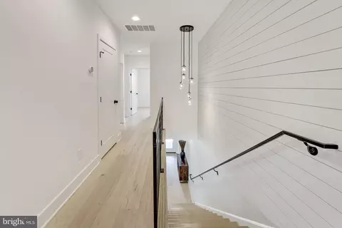 33 T St NE, Washington, DC 20002 photo 19