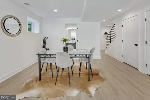 33 T St NE, Washington, DC 20002 photo 37