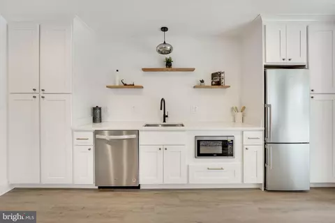 33 T St NE, Washington, DC 20002 photo 39