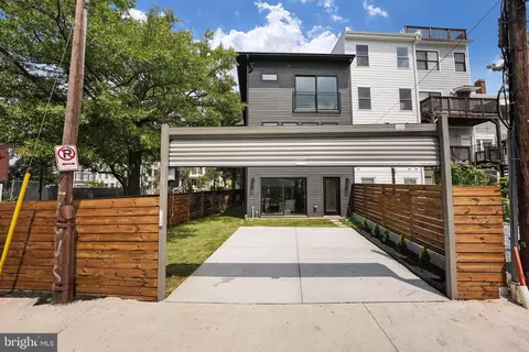 33 T St NE, Washington, DC 20002 photo 44