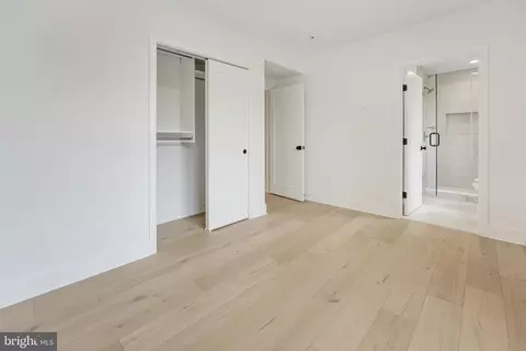 33 T St NE, Washington, DC 20002 photo 26