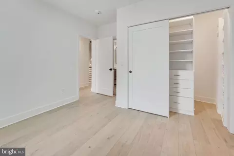 33 T St NE, Washington, DC 20002 photo 31