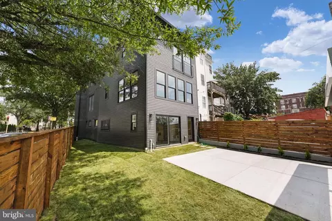 33 T St NE, Washington, DC 20002 photo 43