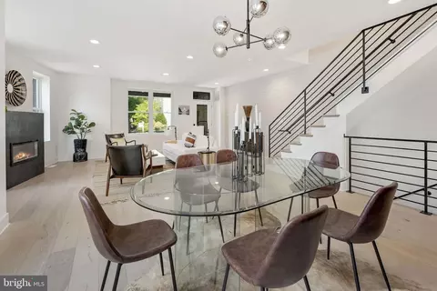 33 T St NE, Washington, DC 20002 photo 9