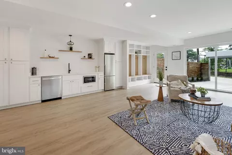 33 T St NE, Washington, DC 20002 photo 40