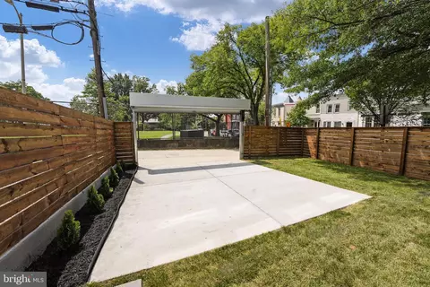 33 T St NE, Washington, DC 20002 photo 42