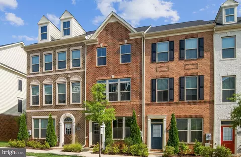 3702 Jamison St NE, Washington, DC 20018