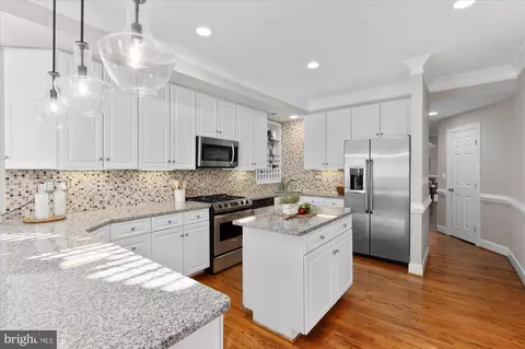 1925 12th St NW, Washington, DC 20009 photo 4