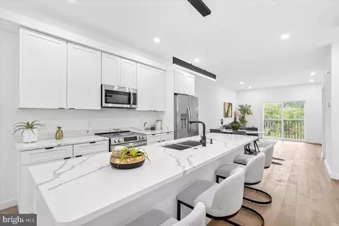 2527 12 Elvans Rd SE, Washington, DC 20020