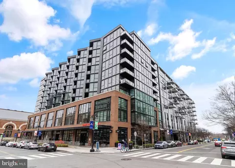 1300 4th St SE #804, Washington, DC 20003